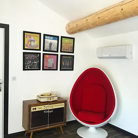 La Datcha Delicatessen Couette-café Tulette