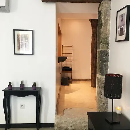 Couette-café La Datcha Delicatessen 4*